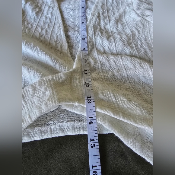 Vibe Sportswear White Bell Sleeve Cropped Wrap Top - Picture 5 of 6